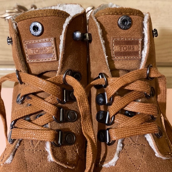 TOMS chestnut fleece Sherpa Highlands Botas suede leather chukka lace up booties - Picture 11 of 17